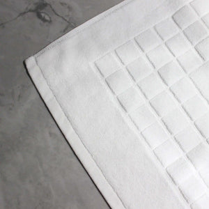 Pegasus Textiles Bath Linen Checkerboard Bath Mat